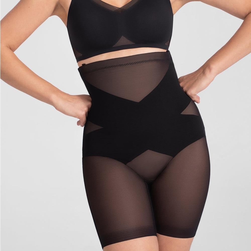 NEW Honeylove SuperPower Shorts Large